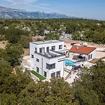 Loto Zadarvillas