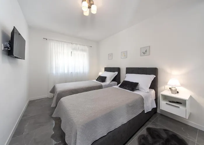Loto Zadarvillas * Posedarje