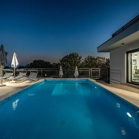 Loto Zadarvillas Βίλα Posedarje