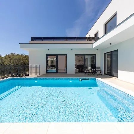 Loto Zadarvillas * Поседарье