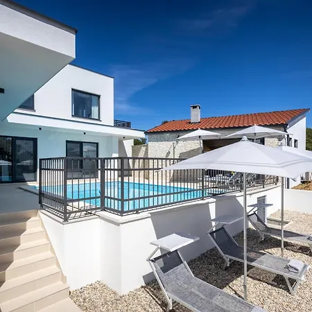 Loto Zadarvillas Вилла *