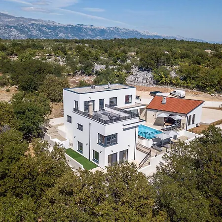 Loto Zadarvillas